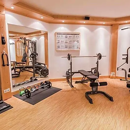 Apartament 3*