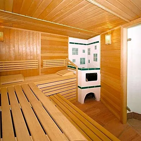 Отель Apartament 3*